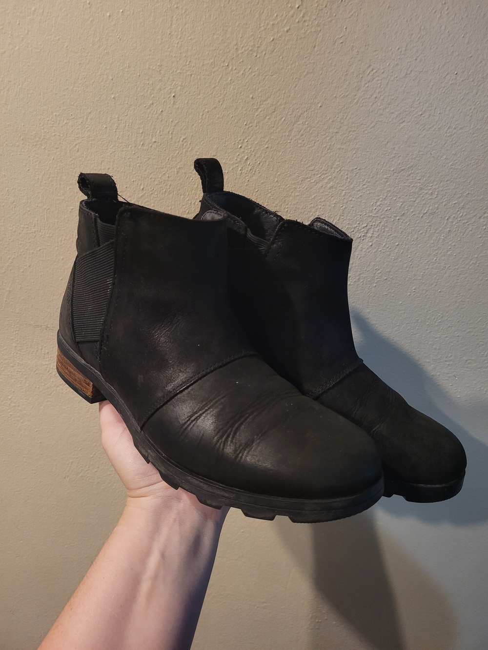 Sorel Emelie Black Leather Chelsea Ankle Boots Size 9 Waterproof